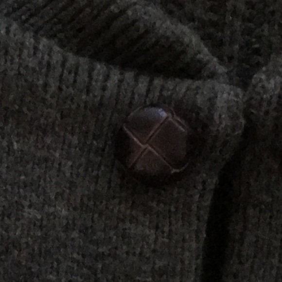 Cabalas sweeter. Lightly used. - Picture 6 of 6